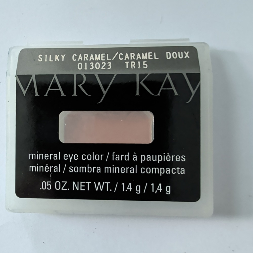 Mary Kay Mineral Eye Color Silky Caramel 013023 TR15 Matte Brown Eyeshadow Pan